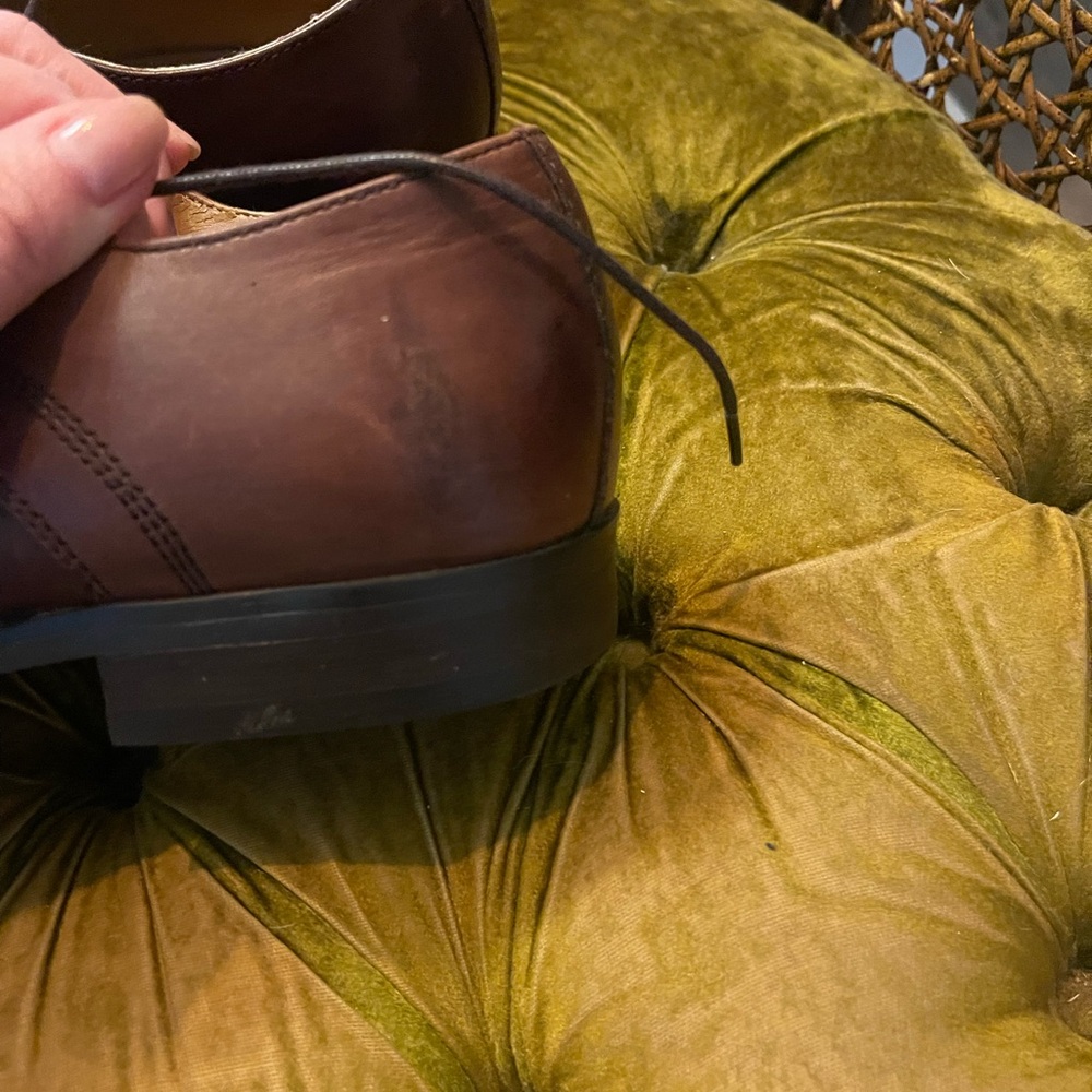 Elegant Brown Leather Men's Oxfords - Picture 8 of 11